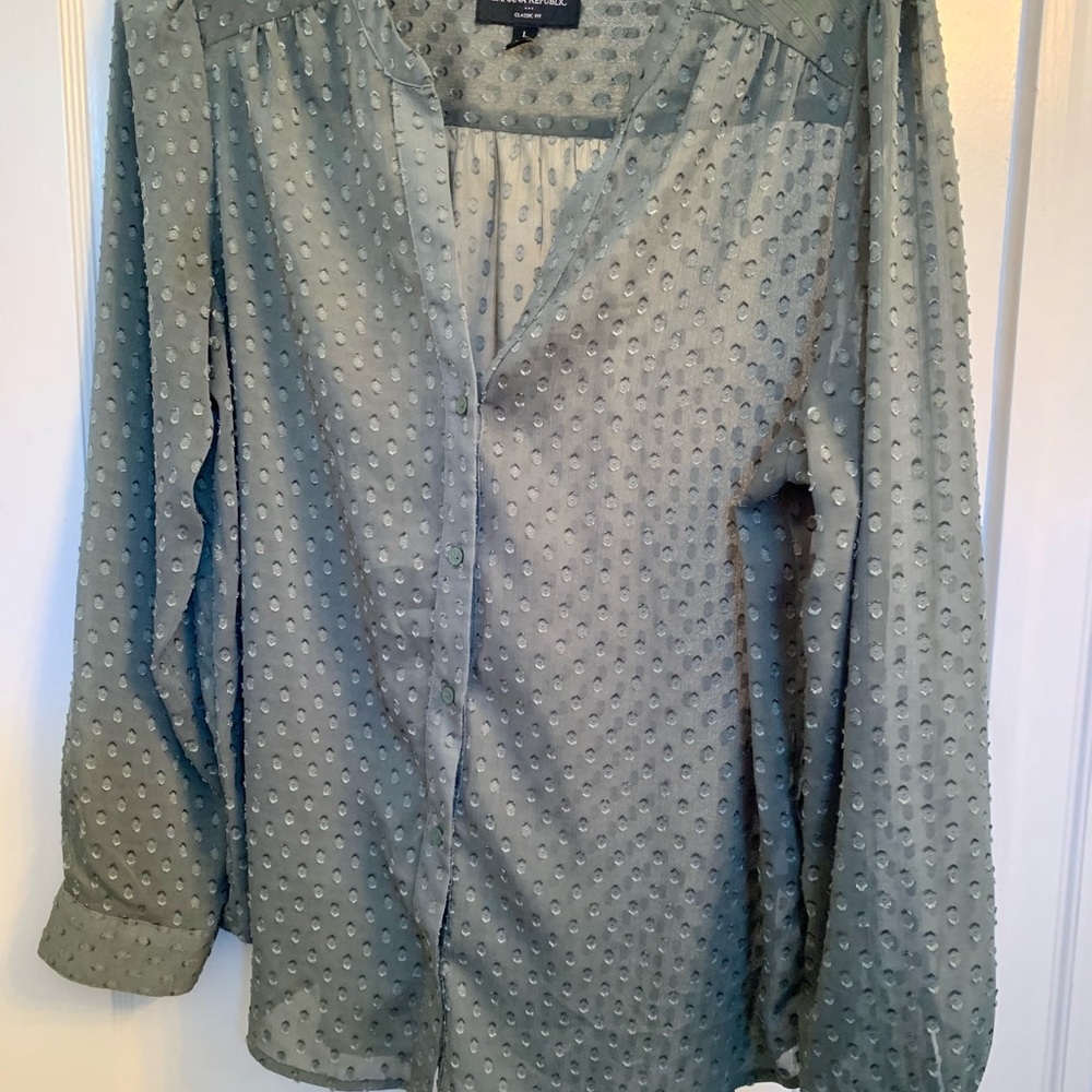 Banana Republic Sheer classic fit dot button down top